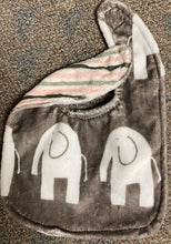 Bib-Minky Elephant